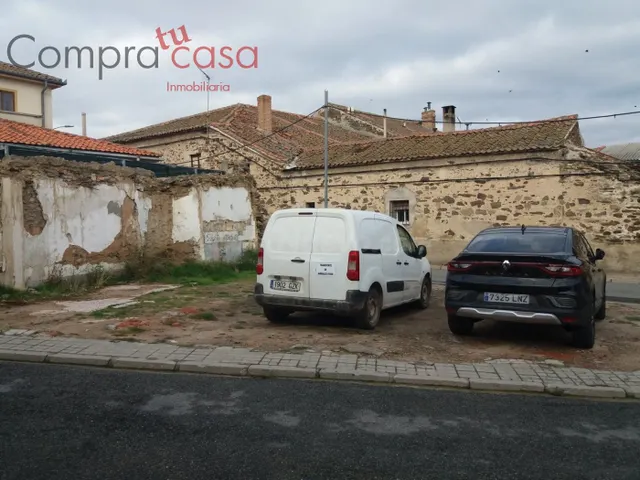 VENTA SOLAR-BERNARDOS-A TRES CALLES - foto 3