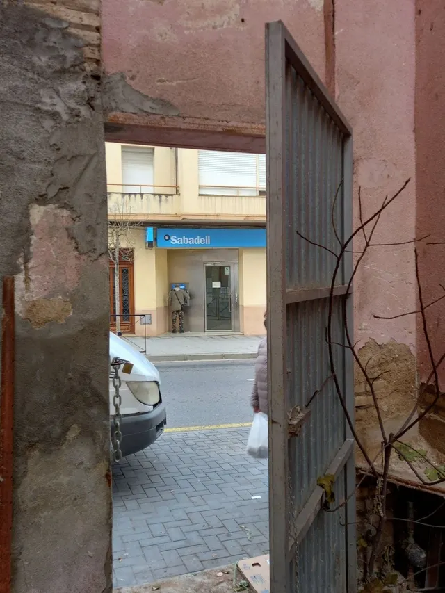 SOLAR URBANO EN ZONA CENTRICA DE MORA D´EBRE — 11