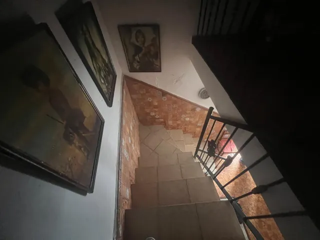 Magnifica casa junto a la iglesia — 8