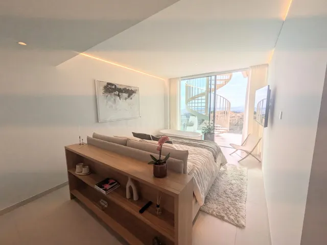 Piso de lujo a estrenar en Higueron, Fuengirola - foto 3
