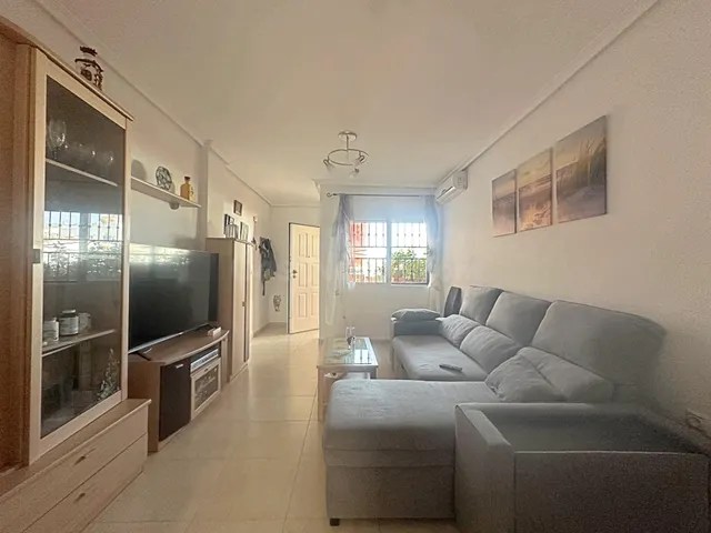 Bungalow planta baja en Los Altos - foto 4