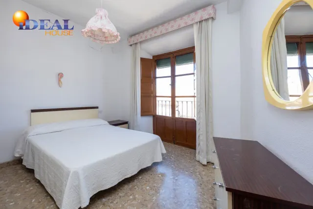 Espectacular edificio a 3 calles con vivienda y locales comerciales en pleno centro de Alhama de Gr — 32