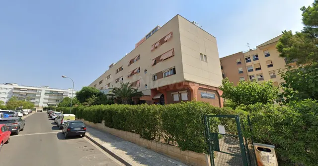 Se vende Piso OKUPADO en Calle Riu Besos 3 Tarragona, (Tarra