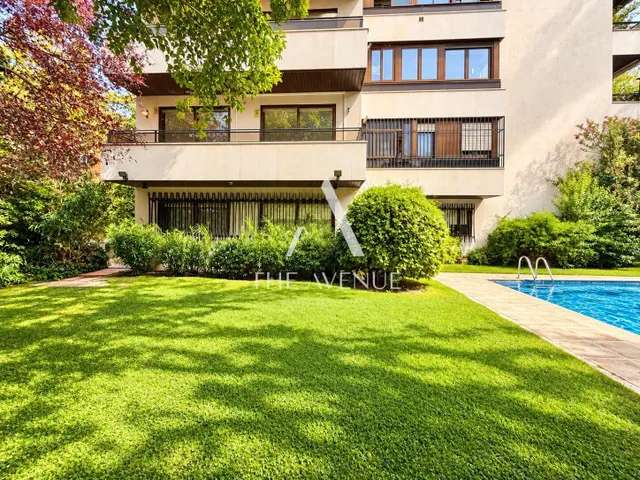 En una de las mejores urbanizaciónes de la zona coqueto piso con terraza  piscina y plaza de apracamiento — 27