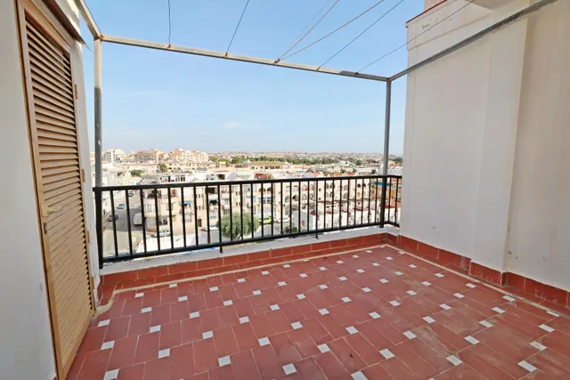 Ático dúplex céntrico con 4 terrazas y piscina — 30