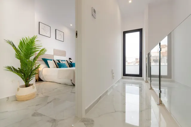 VILLA DE NUEVA CONSTRUCCIÓN DE 3 DORMITORIOS EN TORREVIEJA — 13