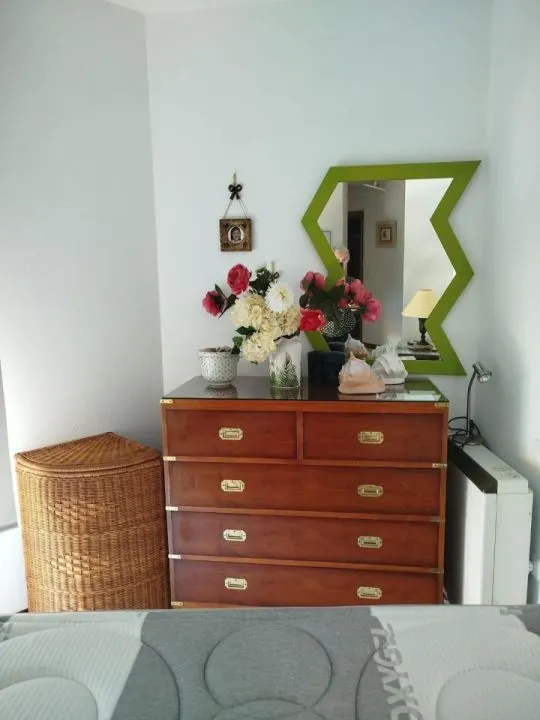 SE ALQUiLA APARTAMENTO EN SANXENXO CON DOS PLAZAS DE GARAJE — 10