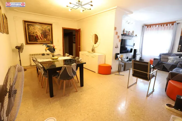 SE VENDE PISO AMPLIO DE 4 DORMITORIOS JUNTO A AVDA DE QUERO, - foto 4