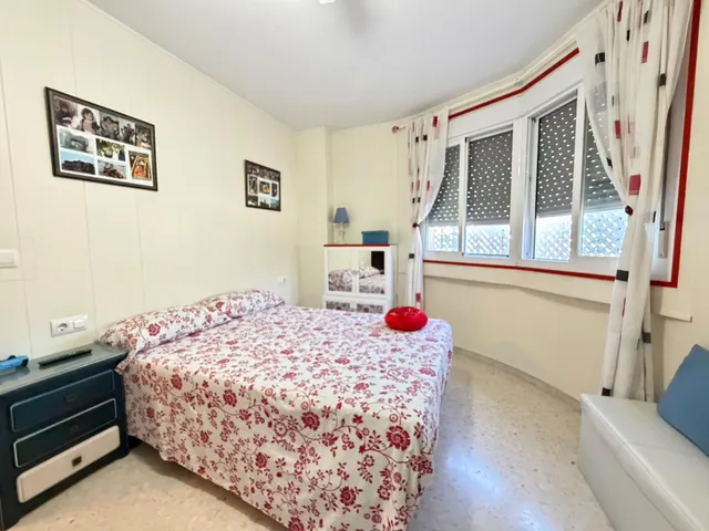 Ideal piso en puertas del sur, en urbanización privada con piscina — 7