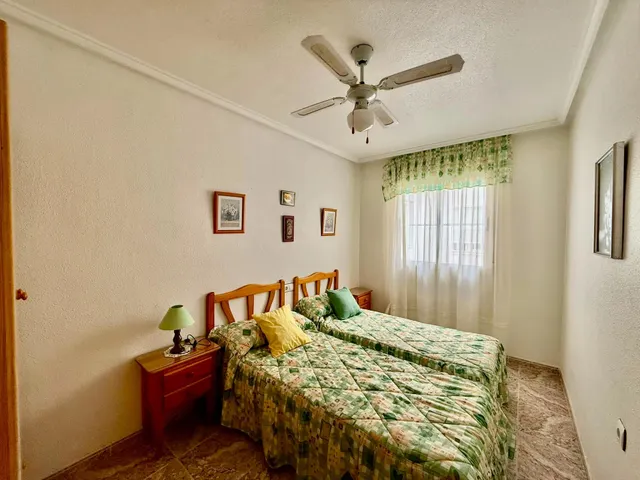 2 dormitorios + garaje, a 200 metros playa de los Naufragos — 12