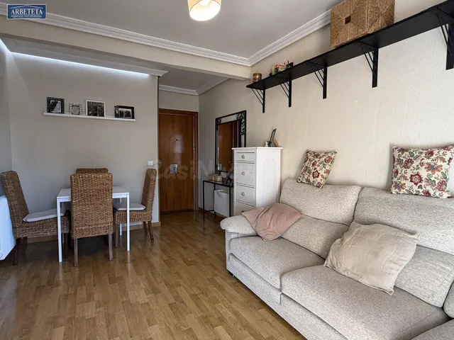 INMOBILIARIA ARBETETA VENDE PISO DE TRES DORMITORIOS Y TERRAZA EN LA ZONA CONSTITUCIÓN DE GUADALAJARA — 3