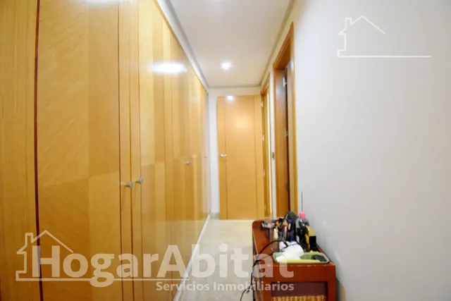 ¡Hogar de lujo! Muy amplio y luminoso en residencial con piscina, ascensor y dos terrazas — 35