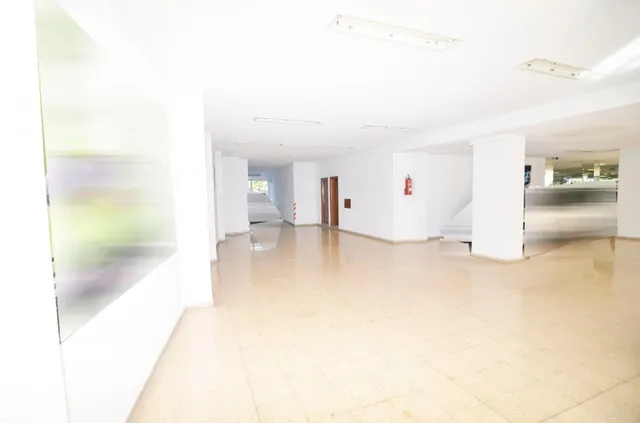 Urbis te ofrece estupendo local comercial en alquiler en zon - foto 2