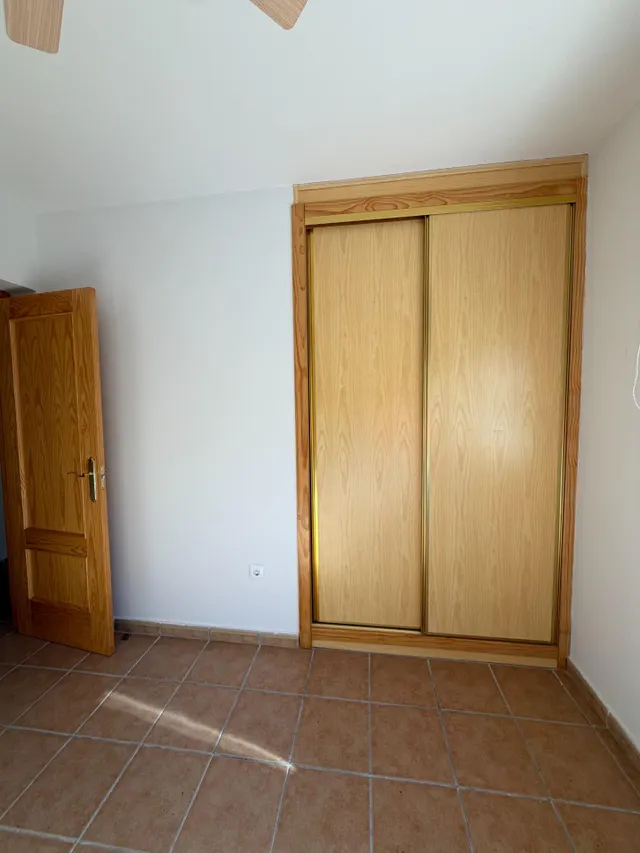 Chalet con placas solares en  zona las gaviotas — 40