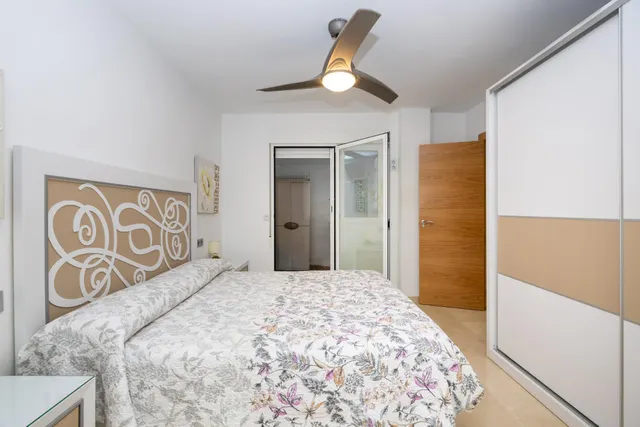 Dúplex de 4 dormitorios con vistas al mar, terraza y piscina en Velilla-Taramay — 27