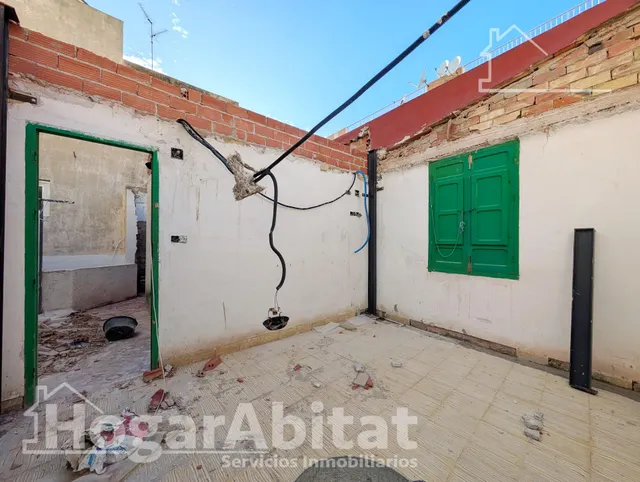 ¡MAGNÍFICA VIVIENDA! ACOGEDORA Y LUMINOSA CON TERRAZA Y BALCÓN, EN EL CENTRO — 27