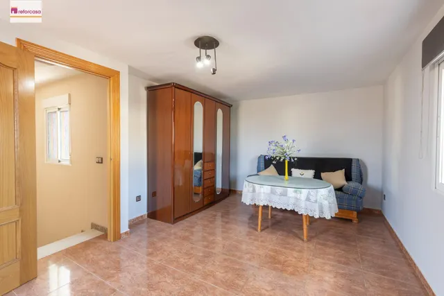Casa independiente a 5 minutos de Granada en buen estado para entrar a vivir — 42