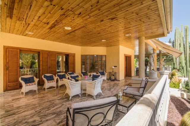 ¡villa de lujo con jardín botánico, piscina y pista de tenis en alzabares! — 10