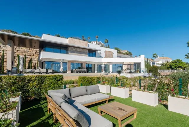 Chalet 4 habitaciones 640m² en venta - Costa del Sol - foto 3