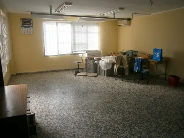 Nave industrial con vivienda y parcela de 11.800 metros — 8
