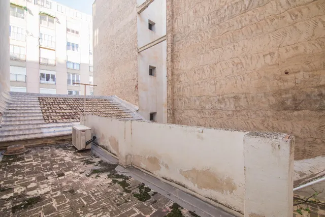 VIVIENDA UNIFAMILIAR CENTRICA — 36