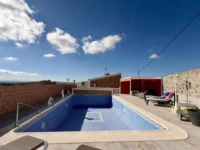 Villa 3 habitaciones 135m² en venta - Blanca — 42