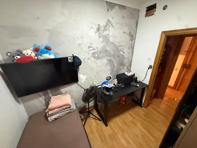 Semi-ático con terraza en venta en calle Marina. — 18