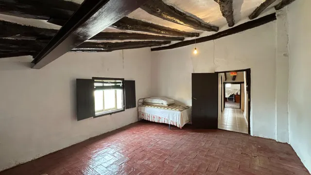 SE VENDE CASA EN TÓRTOLES — 36
