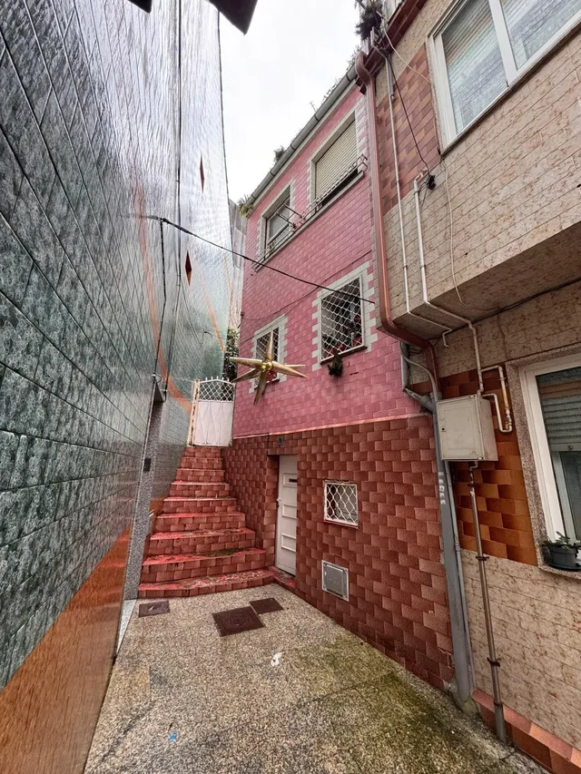 Casa de piedra para reforma integral junto al puerto de Marí - foto 4