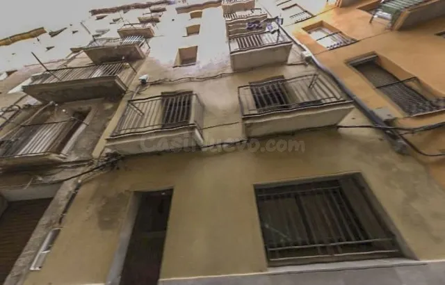 Se vende Piso OKUPADO en Calle Galceran Andreu 5 Manresa, (B