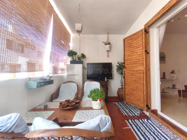 Vivienda amplia en perfecto estado en la zona alta de Gran Alacant, con piscina, parking y todos los servicios a pie — 4