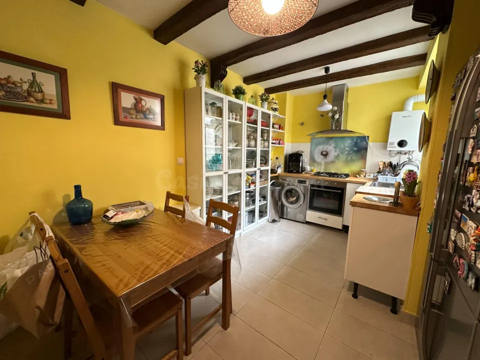 Amplio Piso de 140 m2 en Marbella con Garaje, Trastero y Terraza