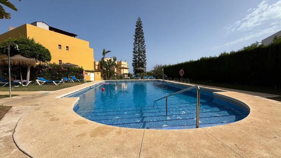 DÚPLEX EN SITIO DE CALAHONDA – JUNTO A CABOPINO Y LA PLAYA