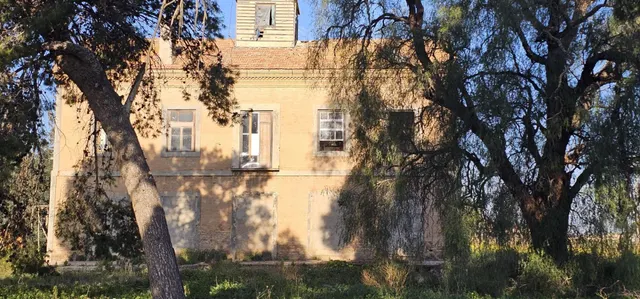 Terreno Rústico con vivienda legalizada a reformar — 11