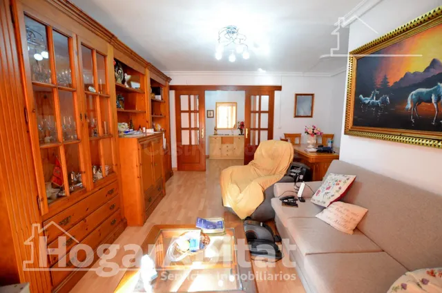 Gran amplitud y luminosidad en este piso exterior con terraz - foto 5
