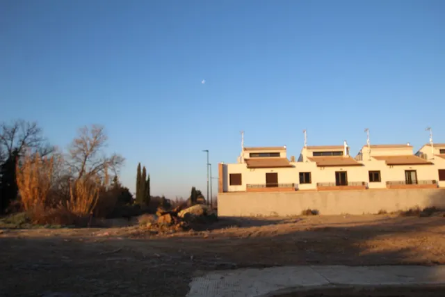 Venta de solar de 300 m2 en Ejea — 4