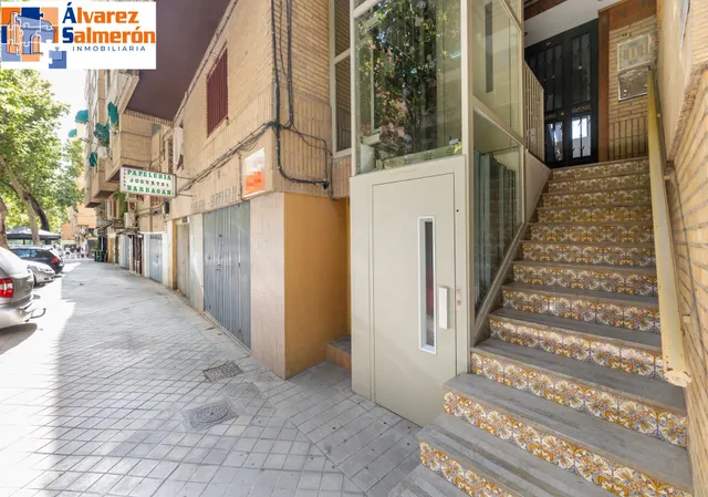 Piso amplio y luminoso cerca de Estación de Autobuses — 24