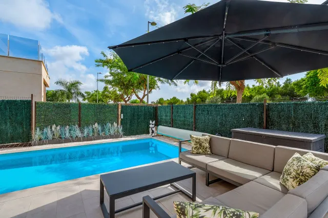 VILLA DE 3 DORMITORIOS Y 3 BAÑOS EN SAN JAVIER ( RODA ) — 40