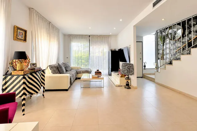 Pareado 4 habitaciones 169m² en venta - Heliópolis — 12
