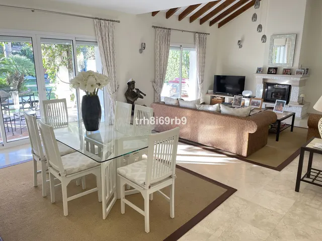 Chalet 3 habitaciones 178m² en venta - Costa Del Sol — 3