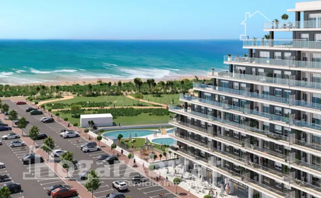 1ª LINEA DE LA PLAYA. A ESTRENAR EN RESIDENCIAL CON PISCINA  - foto 2