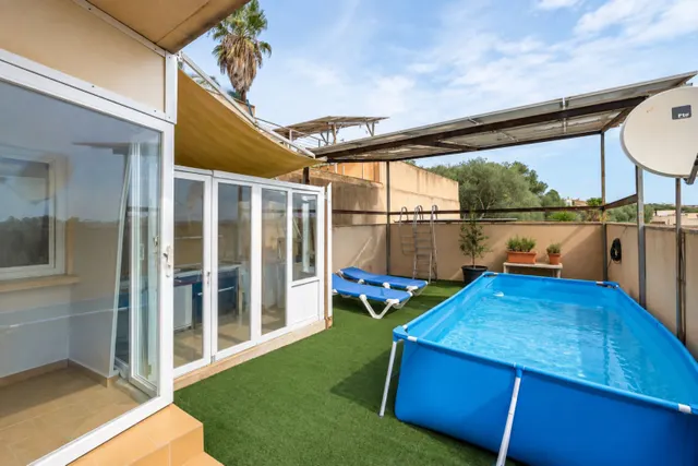 Planta baja con amplia terraza y parking — 43
