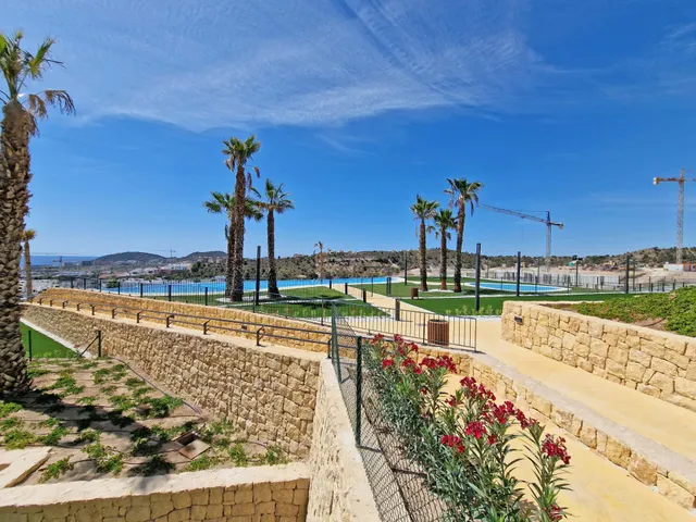 Apartamento dúplex en la urb. Stone Valley, Camporrosso — 35