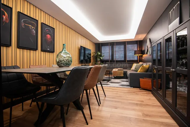 Seminuevo, perfectamente decorado, para venta con todo el mo