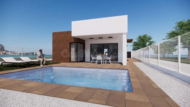 Chalet independiente de 2 dormitorios con piscina y garaje