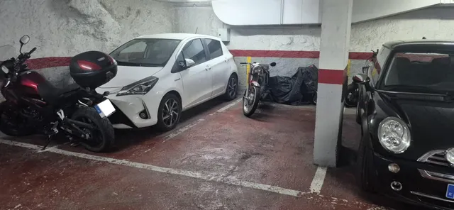Exclusiva plaza de parking en Sarrià, comodidad, amplitud y excelente ubicación — 26