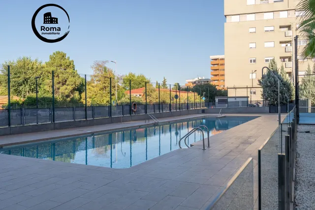 Moderno Apartamento Nuevo en el Campus de la Salud - Granada — 35