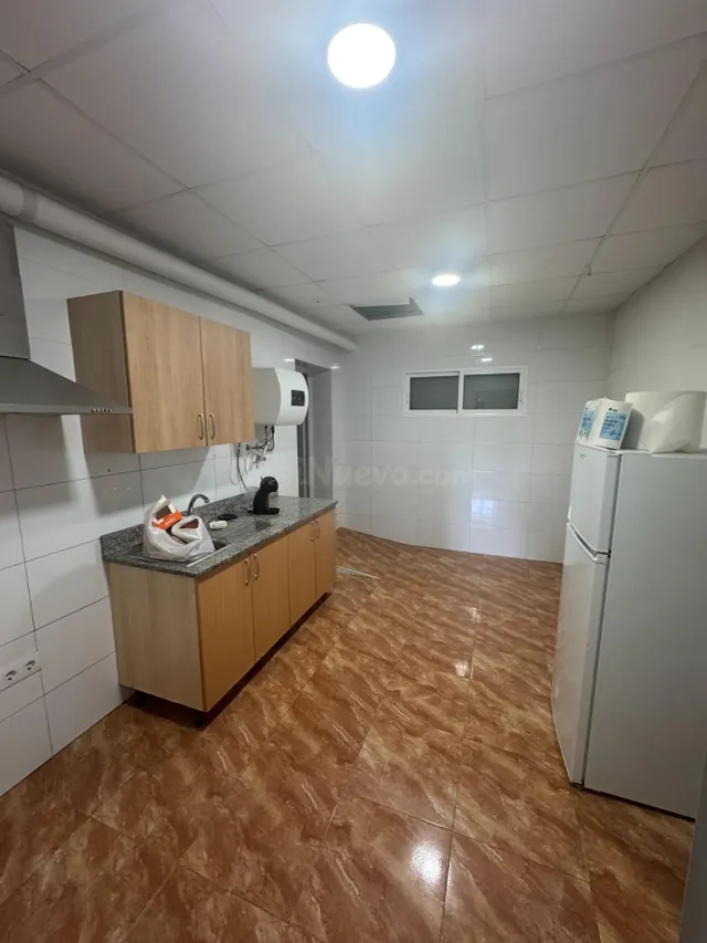 Se alquila nave con oficinas en la pedanía de Casillas, a ci - foto 3