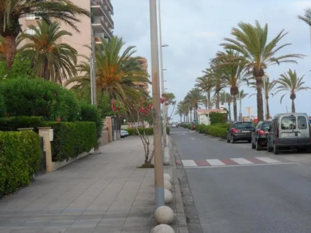 Parcela de 162 m2 en pueblo de Cunit - Tarragona — 8