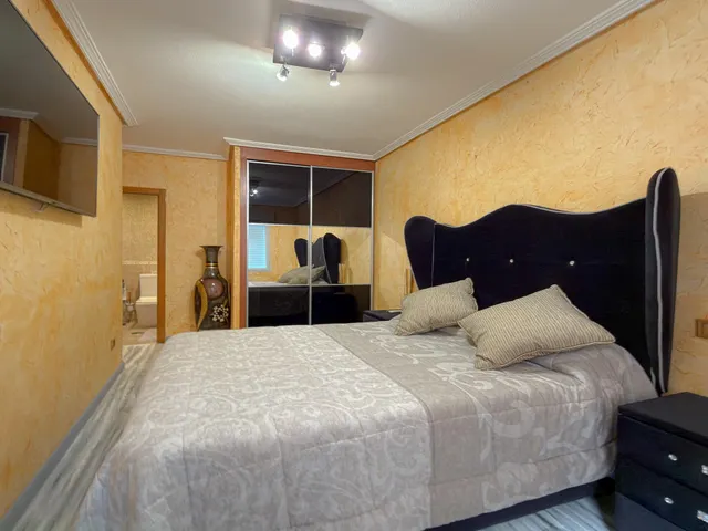 Acequion! Impresionante apartamento reformado con diseño vanguardista y toques rústicos + Enorme terraza con vistas laterales al mar y piscina comunitaria (150 mts playa) — 30